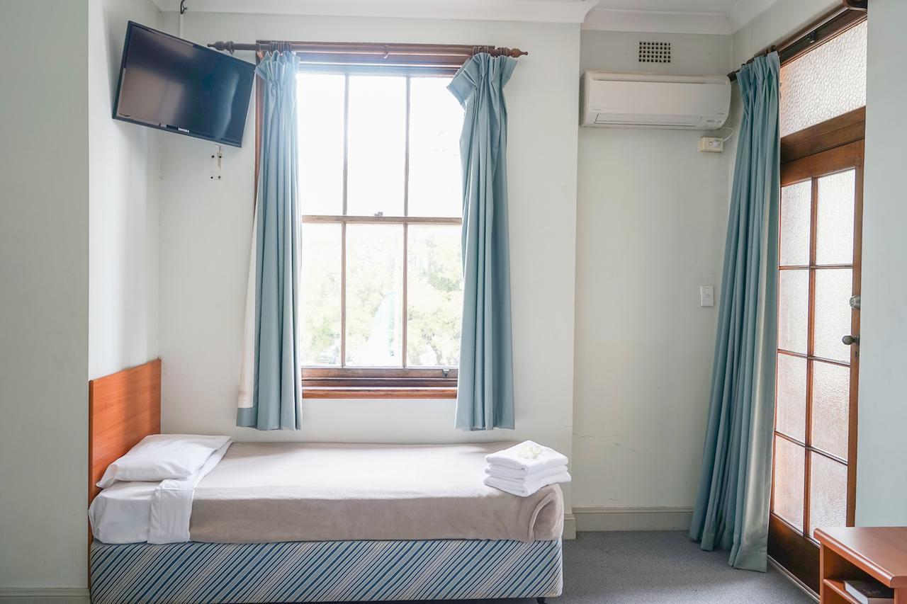 Hurstville Ritz Hotel Sydney Eksteriør billede